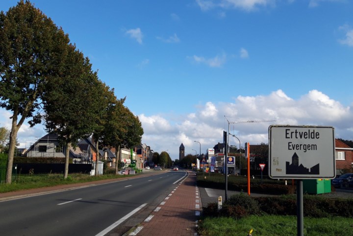 In Evergem wordt voor het eerst een straat genoemd naar een vrouw maar daarvoor gebruiken ze de naam van… haar man