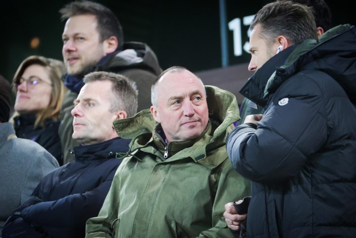 Omzet voetbalclub Anderlecht stijgt voor het eerst boven 100 miljoen euro, maar maakt nog steeds verlies