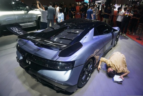 BYD mise sur le luxe : les mondains conduiront-ils bientôt des Yangwang au lieu des Lamborghini ?