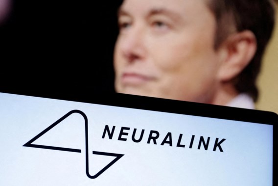 Company Musk places first brain implant in humans