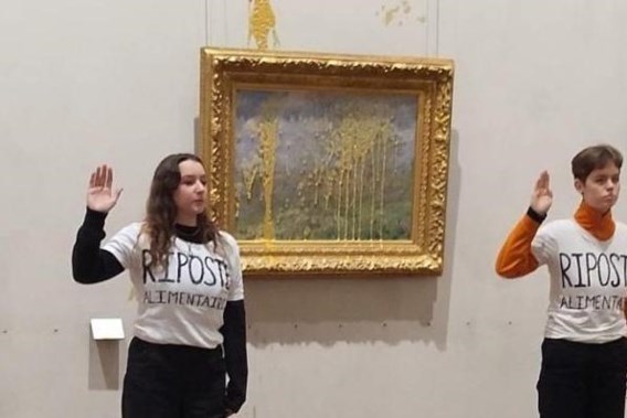 French Climate Activists Target Monet Painting with Soup in Lyon Museum