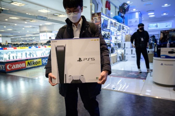 Sony sells fewer Playstations than expected