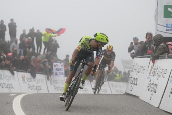 Daniel Martinez narrowly outpaces Remco Evenepoel in the second stage of the Tour of the Algarve, Wout van Aert loses on the final climb