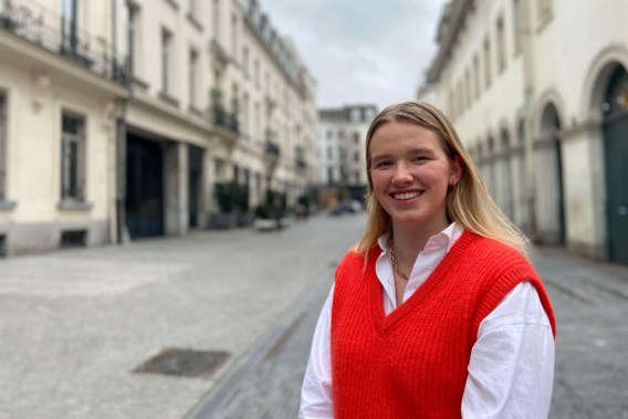 Anna Roos (19) is the new chairman of the Flemish Youth Council: “Half of the young people do not yet know who they are going to vote for, I am one of them”