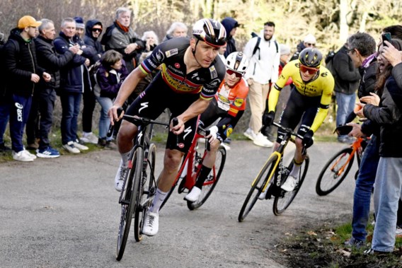 Active Evenepoel puts cards on the table in Paris-Nice, Buitrago wins first mountain stage