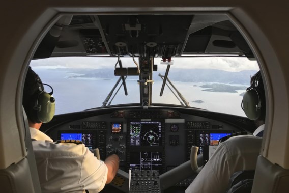 How do pilots fight sleep?  With power naps