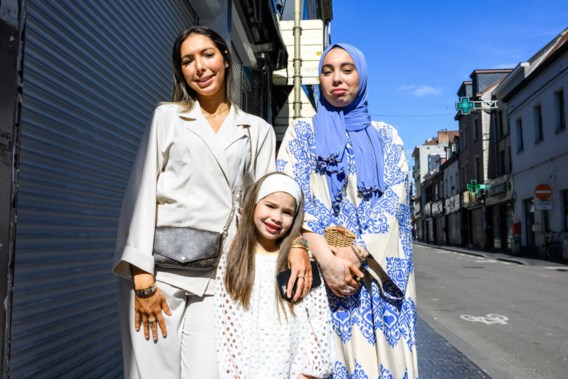 What you wear on Eid-al-Fitr says who you are: “Today it can be something extra”