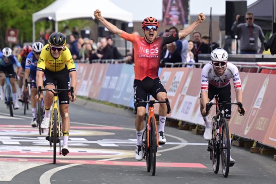 Pidcock wins Amstel Gold Race after a nerve-wracking finish