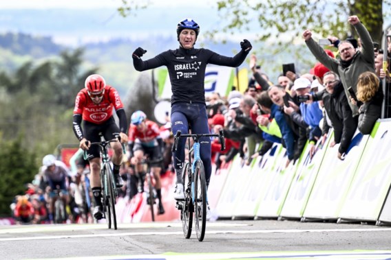 Surprise on the Wall of Huy: strong Stephen Williams wins rain-soaked Flèche Wallonne, Van Gils third