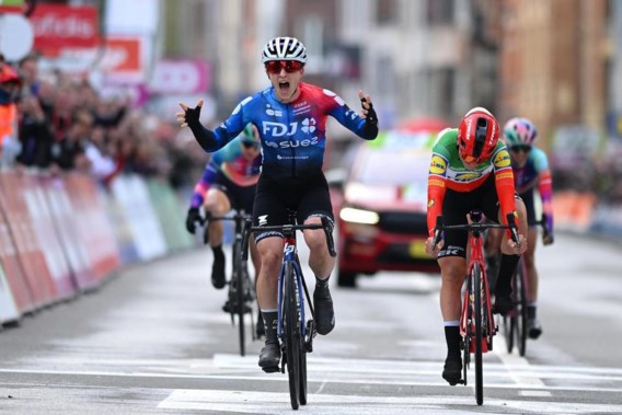 Australian Grace Brown outpaces Longo Borghini and wins Liège-Bastogne-Liège