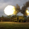 Oekraïense militairen vuren een raket af naar Russische stellingen, op 21 april.