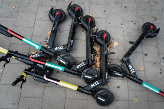 Restriction on shared scooters in Brussels suspended, drop zones retained