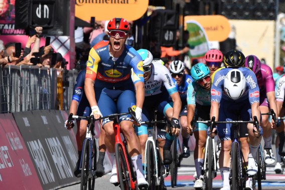 Jonathan Milan has taken revenge and sprints to victory in the fourth Giro stage