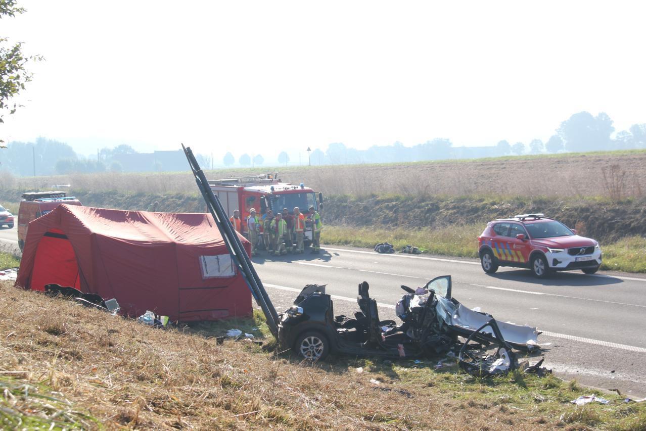 Spookrijdster (25) Fatale Crash Ieper Reed Vermoedelijk Opzettelijk Op ...