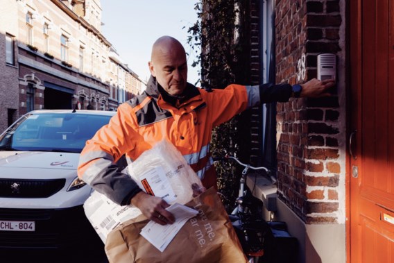 Bijna een op twee Belgen bestelt online (goedkope) kleding