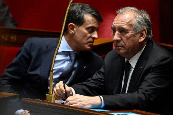 French Government Survives Motions of No Confidence